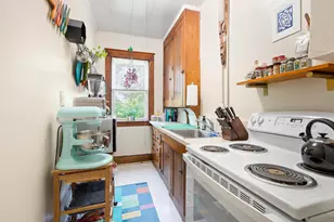 7 Huntress St, Portland, ME 04102 - Photo 14