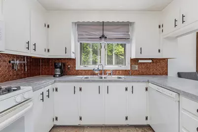 95 Raymond Hill Road, Raymond, ME 04071 - Photo 8