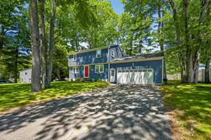 7 Pilgrim Dr, Scarborough, ME 04074 - Photo 2