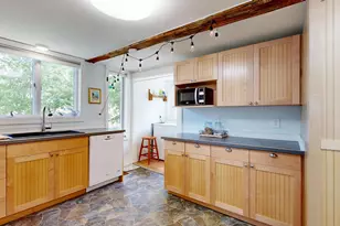 32 Main St, Raymond, ME 04071 - Photo 6