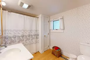 32 Main St, Raymond, ME 04071 - Photo 14