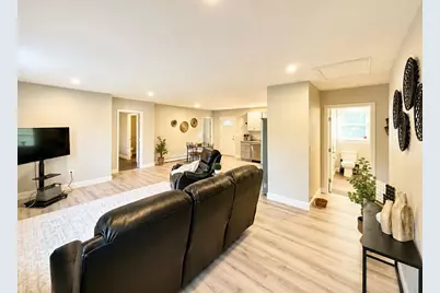 28 Coe Street, Auburn, ME 04210 - Photo 8