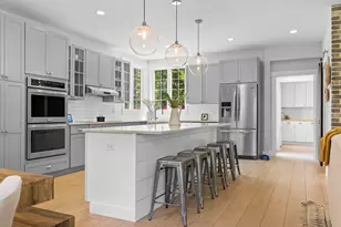4 Forest Glen Dr, Rockport, ME 04856 - Photo 2