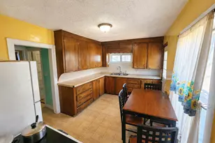 193 Warren Ave, Portland, ME 04103 - Photo 4