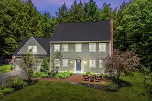 25 Olivia Ln, Cumberland, ME 04021 - Photo 2