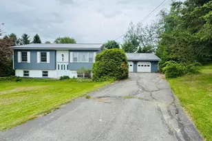 24 Violette St, Caribou, ME 04736 - Photo 4