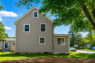 113 Eastern Ave, Augusta, ME 04330 - Photo 6