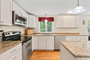 12 Canterbury Pines Dr, Gorham, ME 04038 - Photo 8
