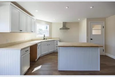 863 Minot Avenue, Auburn, ME 04210 - Photo 6