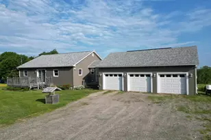 303 Phinney Farm Rd, Lincoln, ME 04457 - Photo 26