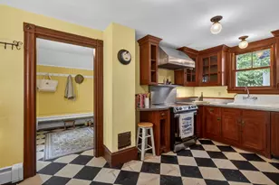 17 Union St, Camden, ME 04843 - Photo 10