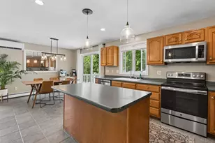 19 Bradford Dr, Gorham, ME 04038 - Photo 8
