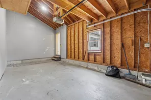 111 Bradley St, Saco, ME 04072 - Photo 38