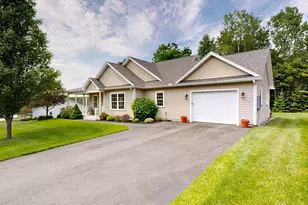 7 Cortland Wy, Lewiston, ME 04240 - Photo 2