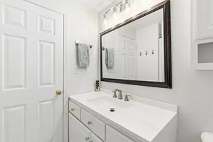 105 Gateway Commons Dr, Gorham, ME 04038 - Photo 26