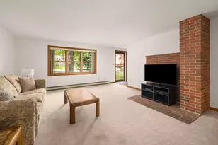 26 Plover Cir, Ogunquit, ME 03907 - Photo 4