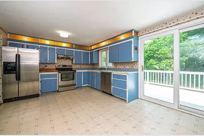 11 E Rocky Hill Road NE, York, ME 03909 - Photo 6