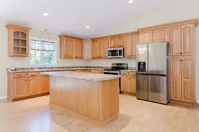 220 Granite Heights, Farmington, ME 04938 - Photo 6