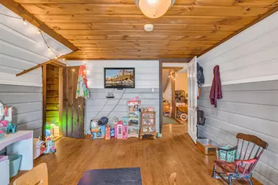 21 Laurel Avenue, Auburn, ME 04210 - Photo 52