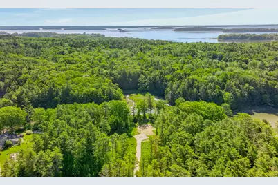 29 Crows Nest Drive, Freeport, ME 04032 - Photo 2