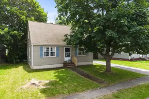 33 Penn Ave, Portland, ME 04103 - Photo 2