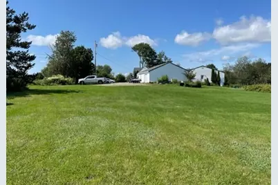 1055 Middle Road, Warren, ME 04864 - Photo 2