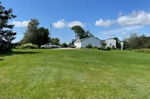 1055 Middle Rd, Warren, ME 04864 - Photo 2