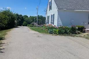 1055 Middle Rd, Warren, ME 04864 - Photo 18
