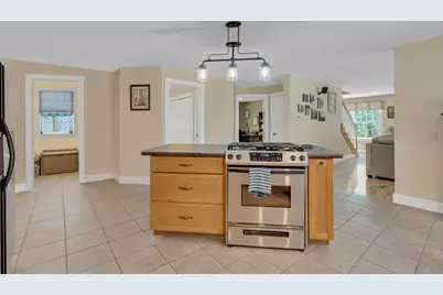 207 N Auburn Road, Auburn, ME 04210 - Photo 8