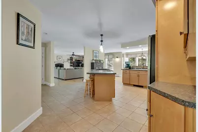 207 N Auburn Road, Auburn, ME 04210 - Photo 4