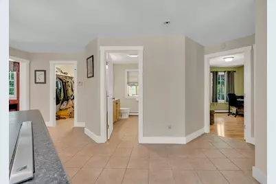 207 N Auburn Road, Auburn, ME 04210 - Photo 8