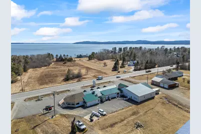 357 W Main Street, Searsport, ME 04974 - Photo 40