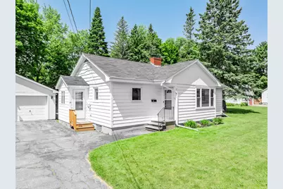 15 Parkway N, Brewer, ME 04412 - Photo 2