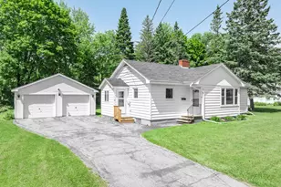 15 Parkway N, Brewer, ME 04412 - Photo 1