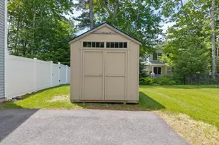 42 Admiral Harry Rich Dr, Brunswick, ME 04011 - Photo 60
