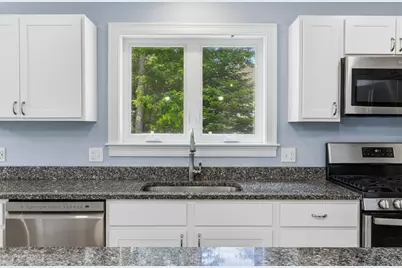 42 Admiral Harry Rich Drive, Brunswick, ME 04011 - Photo 8