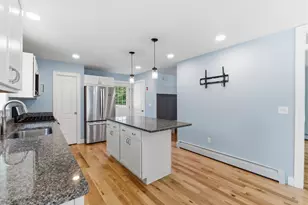 42 Admiral Harry Rich Dr, Brunswick, ME 04011 - Photo 6