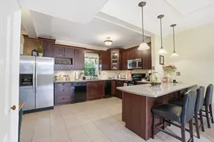 126 E Main St, Searsport, ME 04974 - Photo 8