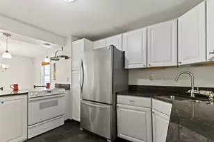 153 Auburn St, Portland, ME 04103 - Photo 18