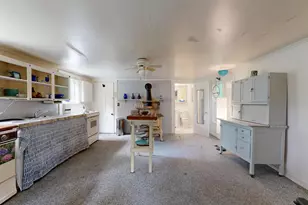 10 Picnic Hill Rd, Albany, ME 04217 - Photo 14