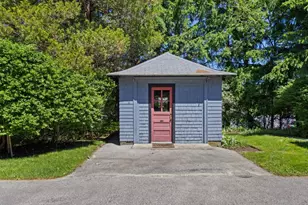 52 Whipple Rd, Kittery, ME 03904 - Photo 6