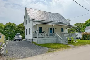 54 3rd St, Eastport, ME 04631 - Photo 2
