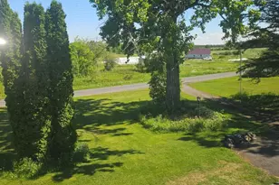 242 Maple Grove Rd, Fort Fairfield, ME 04742 - Photo 4