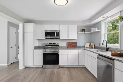 167 Rowe Avenue, Portland, ME 04102 - Photo 6