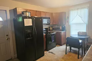 101 Elm St, Lewiston, ME 04240 - Photo 4