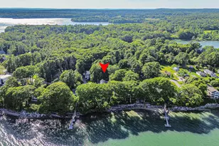 86 Maquoit Dr, Freeport, ME 04032 - Photo 2