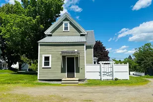 101 Pleasant St, Dover Foxcroft, ME 04426 - Photo 8