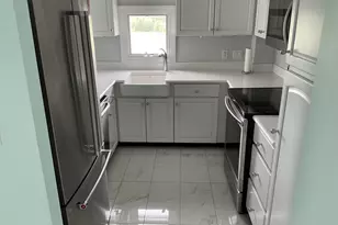 221 E Grand Ave, Old Orchard Beach, ME 04064 - Photo 4