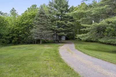 21 Burns Drive, Clinton, ME 04927 - Photo 4