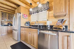 35 Benn St, Houlton, ME 04730 - Photo 22